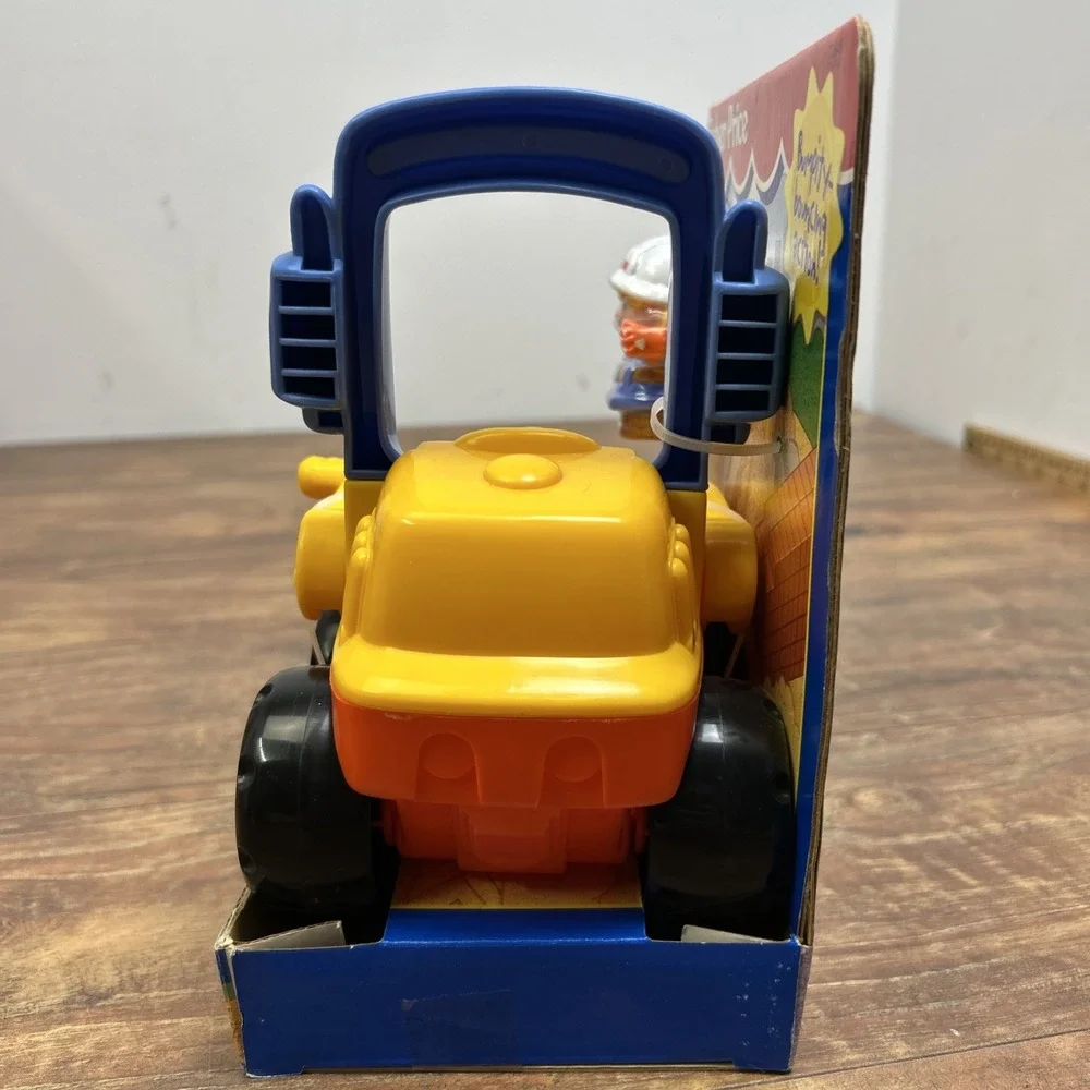 Fisher Price Little People Bulldozer Construction Vehicle Loader 1998 NEW 72648
